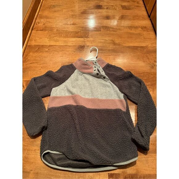 Woman’s Maurice’s Sherpa pullover - Picture 1 of 4